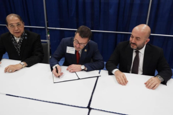 FIABCI and NAR sign Memorandum of Understanding
